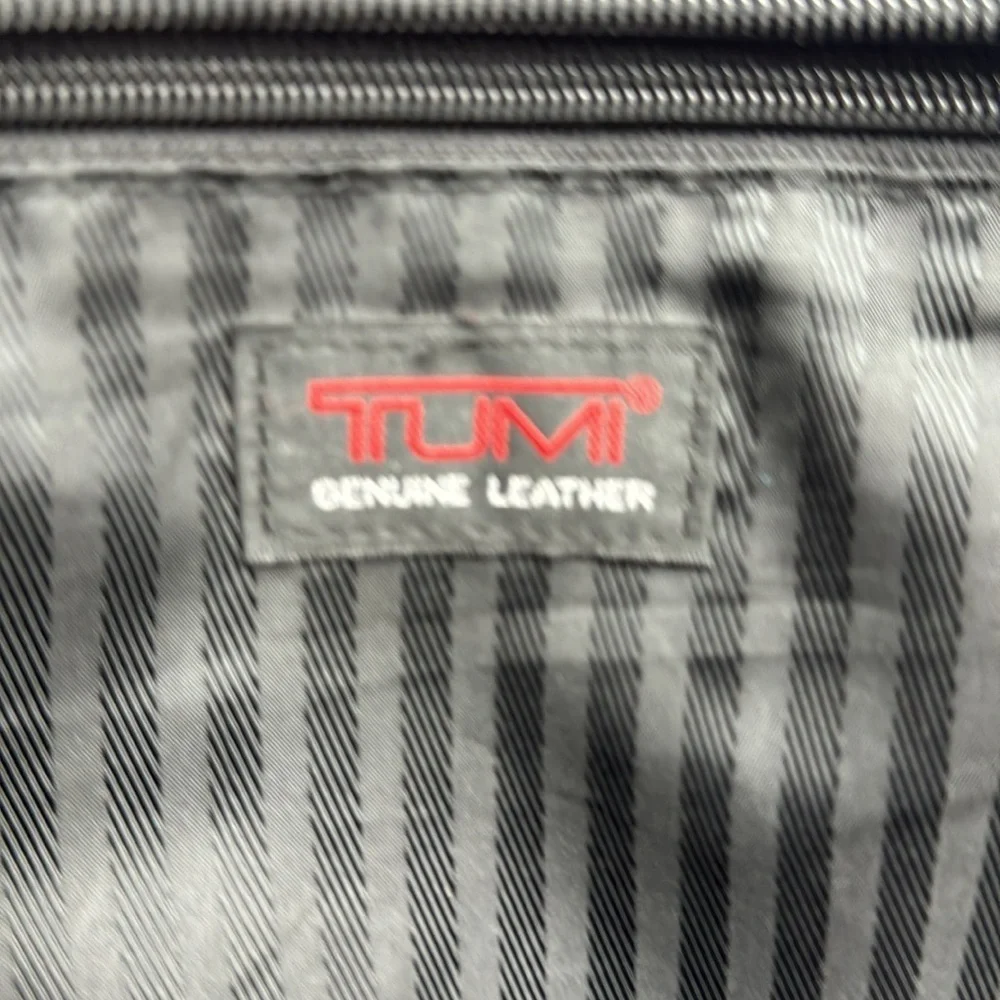 Tumi Black Super Soft Leather Briefcase BP6641B